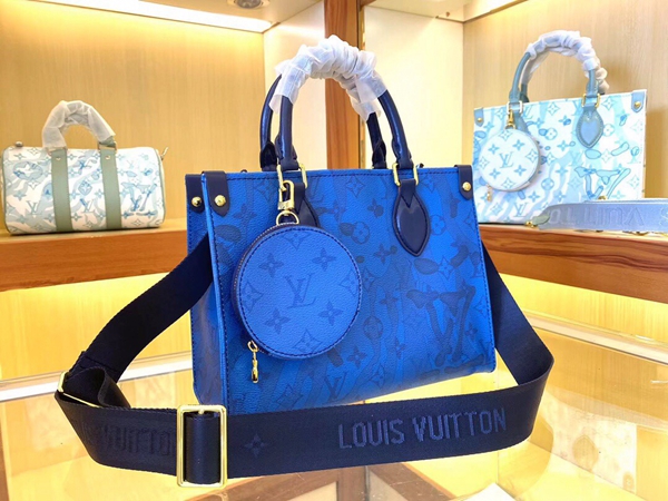 ルイヴィトンバッグ側面デザイン